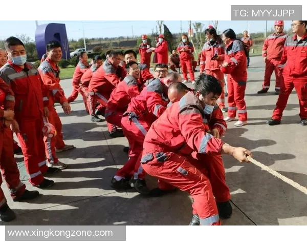 翟若云强调篮球团队精神的重要性团结协作是赢得比赛的核心要素